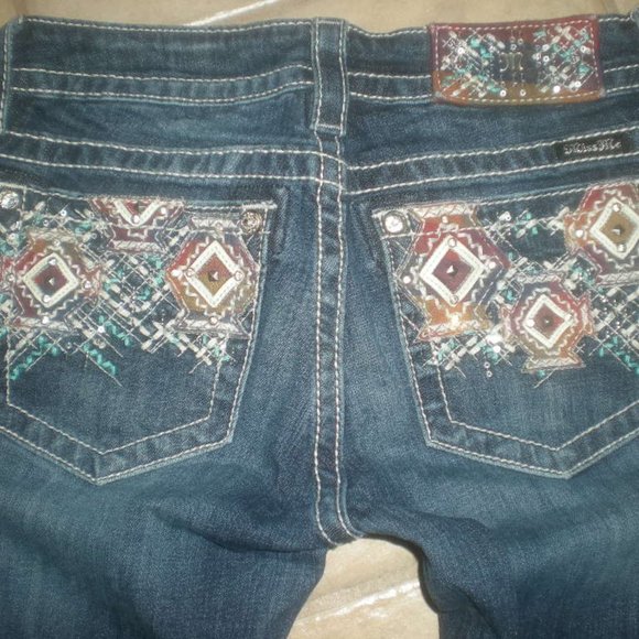 MISS ME Brand Jeans   NWOT  Signature  Straight  Size 28  Buckle - Picture 1 of 8